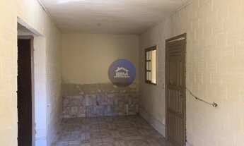 Imagem: Casa com 2 Dormitorio(s) localizado(a) no