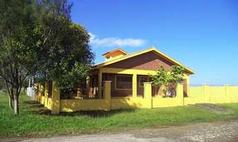 Imagem: Casa com 2 Dormitorio(s) localizado(a) no