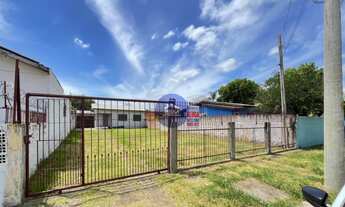 Imagem: Casa com 3 Dormitorio(s) localizado(a) no