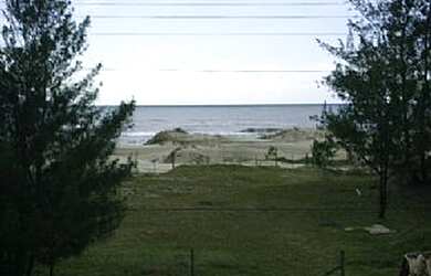 Imagem: Casa com 3 Dormitorio(s) localizado(a) no