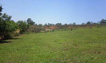 Imagem: Área de Terra com 3 Dormitorio(s) localizado(a)