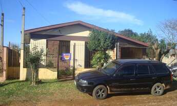 Imagem: Casa com 2 Dormitorio(s) localizado(a) no