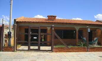 Imagem: Casa com 4 Dormitorio(s) localizado(a) no