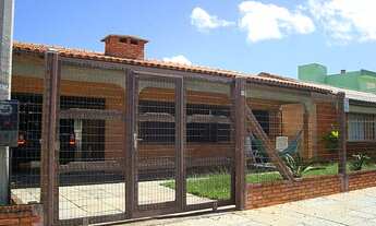 Imagem 3: Casa com 4 Dormitorio(s) localizado(a) no bairro Centro em Cidreira / Rio Grande do Sul R