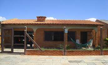 Imagem 4: Casa com 4 Dormitorio(s) localizado(a) no bairro Centro em Cidreira / Rio Grande do Sul R