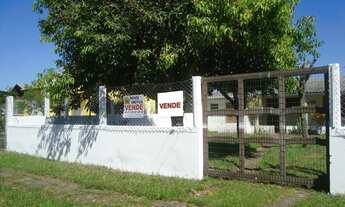 Imagem 2: Casa com 3 Dormitorio(s) localizado(a) no bairro Nazaré em Cidreira / Rio Grande do Sul R