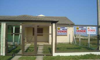 Imagem: Casa com 2 Dormitorio(s) localizado(a) no