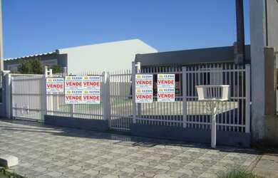 Imagem 2: Òtima Casa, 4 dormitórios, 2 banheiro, 1 vaga na garagem, 20M² de Área Construída