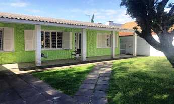 Imagem: Casa de alvenaria com 03 dormitorios