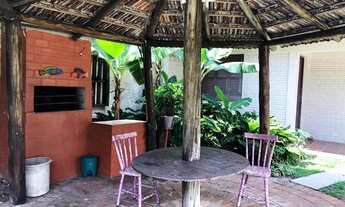 Imagem 4: Casa com piscina