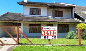 Imagem: Casa com 3 Dormitorio(s) localizado(a) no