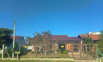 Imagem 3: Casa semimobiliada à venda em Imbé, Centro - Churrasqueira, Garagem e Varanda