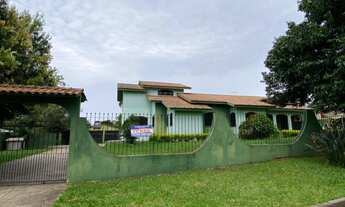 Imagem 2: Ampla casa com parte superior