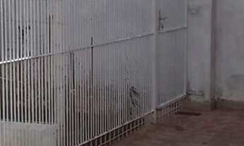 Imagem 2: Casa residecial/comercial, 6 dormitórios, 4 banheiro, 2 vagas na garagem, 20M² de Área Con