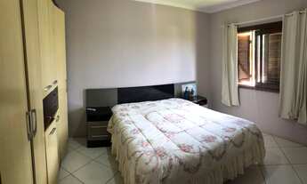 Imagem 7: Casa de alvenaria com quiosque