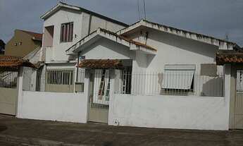 Imagem: Casa com 2 Dormitorio(s) localizado(a) no