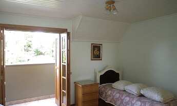 Imagem 3: Casa com 4 Dormitorio(s) localizado(a) no bairro Condomínios em CANELA / Rio Grande do Su