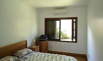 Imagem: Casa com 3 Dormitorio(s) localizado(a) no