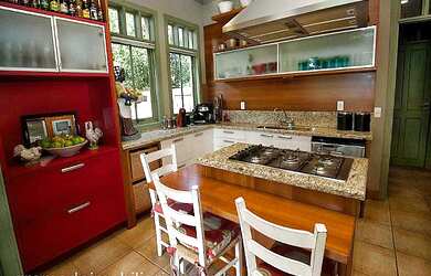 Imagem 6: Casa com 4 Dormitorio(s) localizado(a) no bairro Condomínios em CANELA / Rio Grande do Su