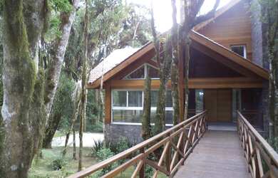 Imagem 3: Casa com 4 Dormitorio(s) localizado(a) no bairro Condomínio em GRAMADO / Rio Grande do Su