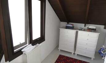 Imagem 2: Em gramado, 3 dormitórios, 1 suítes, 3 banheiro, 2 vagas na garagem, 20M² de Área Construí