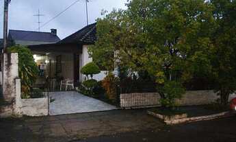 Imagem: Casa com 3 Dormitorio(s) localizado(a) no