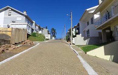 Imagem 2: Casa com 3 Dormitorio(s) localizado(a) no bairro Rondônia em Novo Hamburgo / Rio Grande d