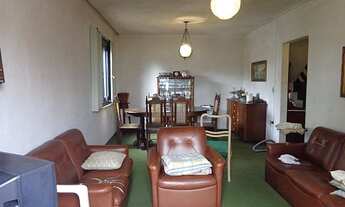 Imagem: Casa com 4 Dormitorio(s) localizado(a) no