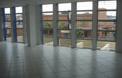 Imagem 3: Pavilhão com 4 Dormitorio(s) localizado(a) no bairro Pátria Nova em Novo Hamburgo / Rio G