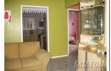 Imagem 2: Casa com 2 Dormitorio(s) localizado(a) no bairro Blumenburg em Campo Bom / Rio Grande do