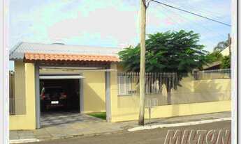 Imagem: Casa com 3 Dormitorio(s) localizado(a) no