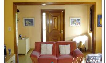 Imagem: Casa com 3 Dormitorio(s) localizado(a) no