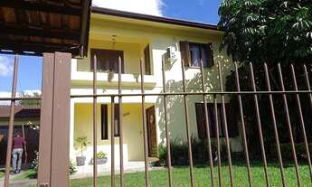 Imagem: Casa com 5 Dormitorio(s) localizado(a) no