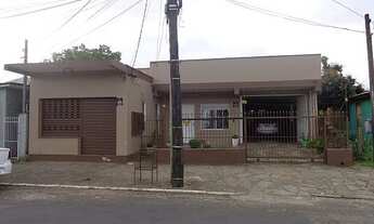 Imagem: Casa com 3 Dormitorio(s) localizado(a) no