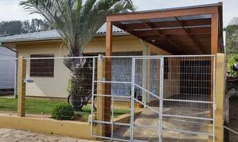 Imagem: Casa com 3 Dormitorio(s) localizado(a) no