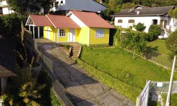 Imagem: Casa com 2 Dormitorio(s) localizado(a) no