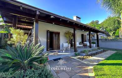 Imagem 5: Alto Padrão!, 3 dormitórios, 1 suítes, 3 banheiro, 2 vagas na garagem, 20M² de Área Constr