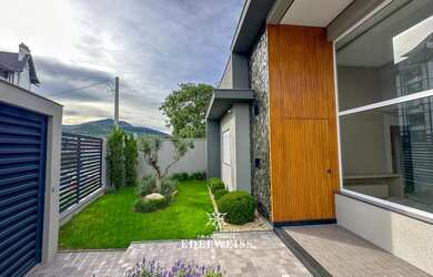 Imagem 7: Alto Padrão!, 3 dormitórios, 1 suítes, 3 banheiro, 2 vagas na garagem, 166M² de Área Const