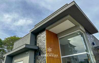 Imagem 6: Alto Padrão!, 3 dormitórios, 1 suítes, 3 banheiro, 2 vagas na garagem, 166M² de Área Const