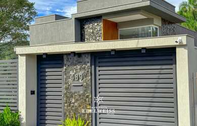 Imagem 2: Alto Padrão!, 3 dormitórios, 1 suítes, 3 banheiro, 2 vagas na garagem, 166M² de Área Const