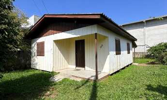 Imagem: Casa com 2 Dormitorio(s) localizado(a) no