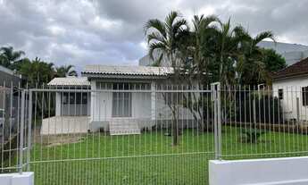 Imagem: Casa com 3 Dormitorio(s) localizado(a) no