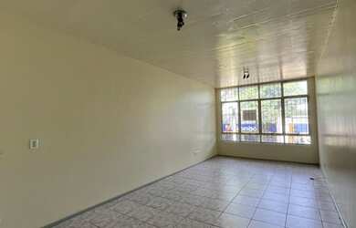 Imagem 2: Sala Comercial com 3 Dormitorio(s) localizado(a) no bairro Centro em Igrejinha / Rio Gran