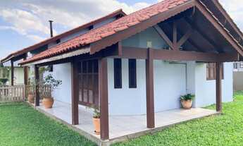 Imagem: Casa com 2 Dormitorio(s) localizado(a) no