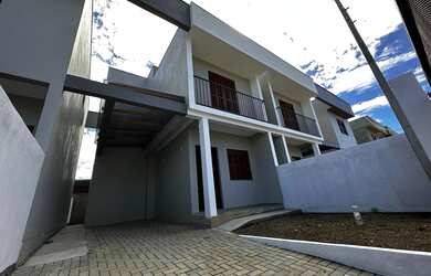 Imagem 2: Sobrado à venda em Igrejinha - Casa de Pedra II - Ótima localização!