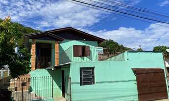 Imagem: Casa com 3 Dormitorio(s) localizado(a) no