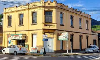 Imagem 1: Prédio comercial com 2 Dormitorio(s) localizado(a) no bairro Centro em Igrejinha / Rio Gr