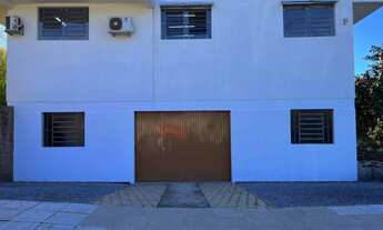 Imagem: Casa com 3 Dormitorio(s) localizado(a) no