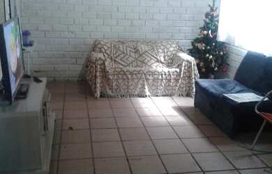 Imagem: Casa com 2 Dormitorio(s) localizado(a) no