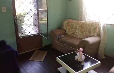 Imagem 2: RESIDENCIA COM TERRENO GRANDE COM JARDIM PÁTIO E GARAJÃO NOS FUNDOS